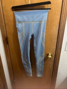 Fabletics Light Blue High-Rise Seam-Detail Jeggings